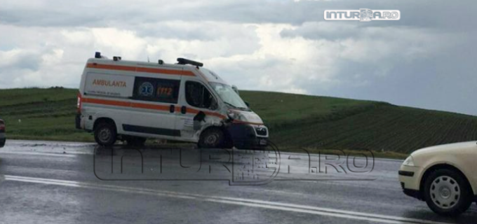 FOTO: Un nou accident la ieșirea din Tureni!