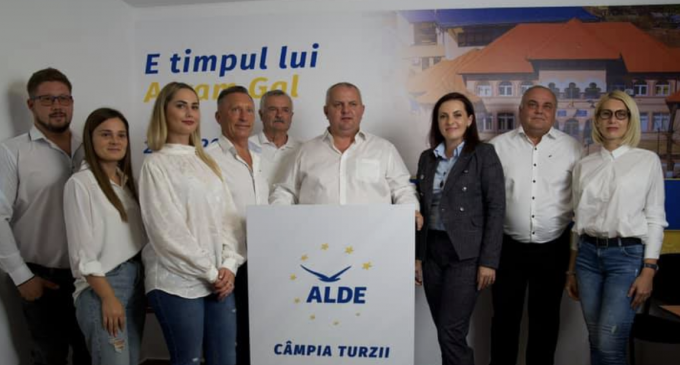 ALDE Câmpia Turzii va avea un nou consilier local. Adrian Spătariu a demisionat