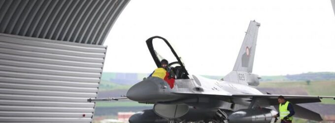 Primele trei aeronave F-16 achiziționate din Norvegia, recepționate la Câmpia Turzii